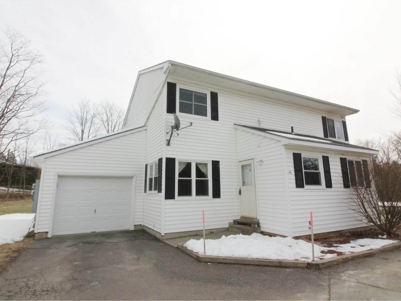 Property Photo:  48 Foxwood Circle  VT 05495 