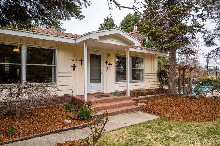 Property Photo:  2412 Number 1 Canyon Rd  WA 98801