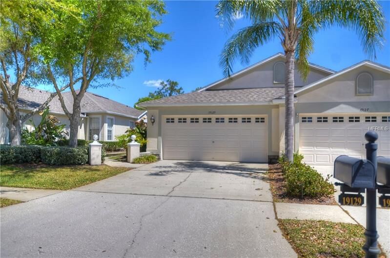 Property Photo:  19129 Lake Audubon Drive  FL 33647 