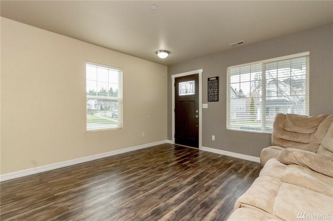 Property Photo:  1560 Sinclair Dr  WA 98327 