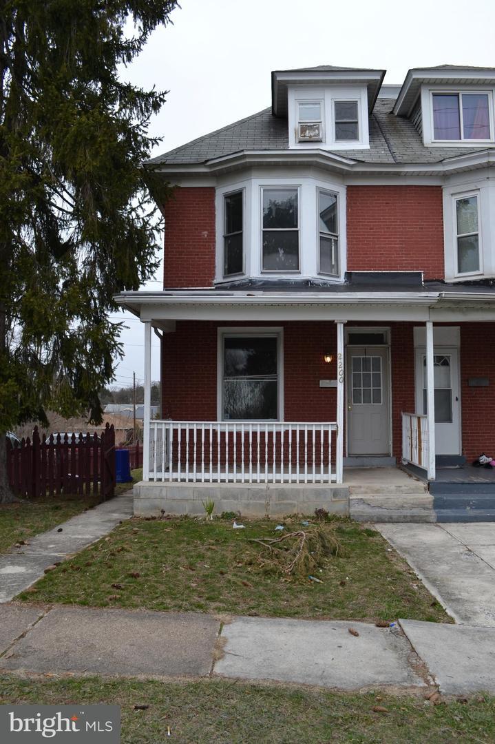Property Photo: 2200 Brookwood Street PA 17104