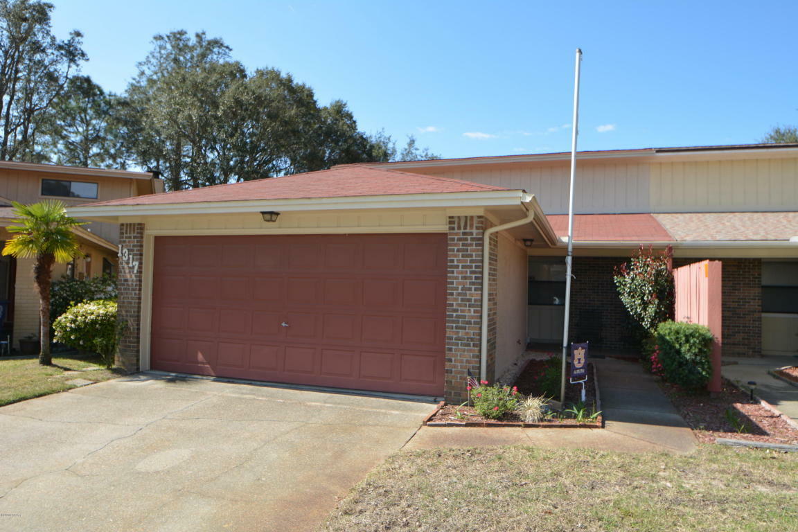 Property Photo: 1317 Calabria Road FL 32405