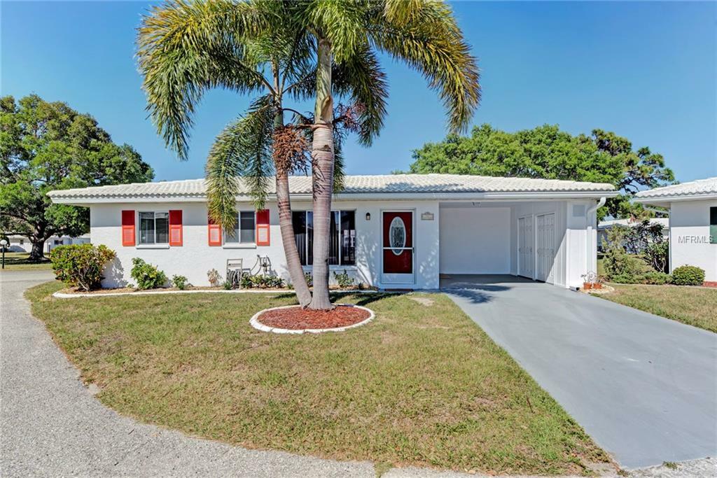 Property Photo:  426 Circlewood Drive H-8  FL 34293 