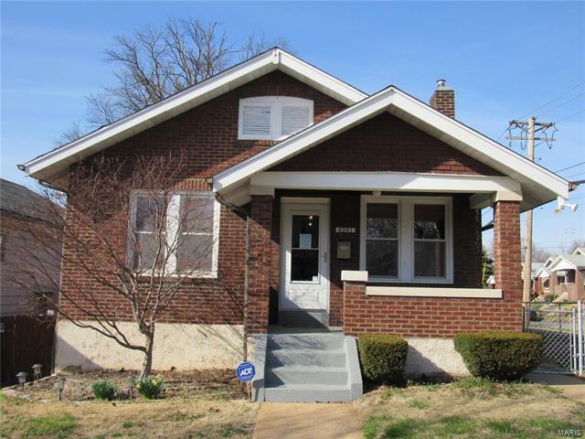 Property Photo: 6201 Odell 63139