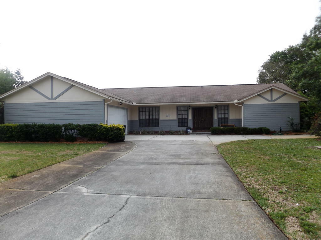 Property Photo:  857 Maplewood Lane  FL 32065 