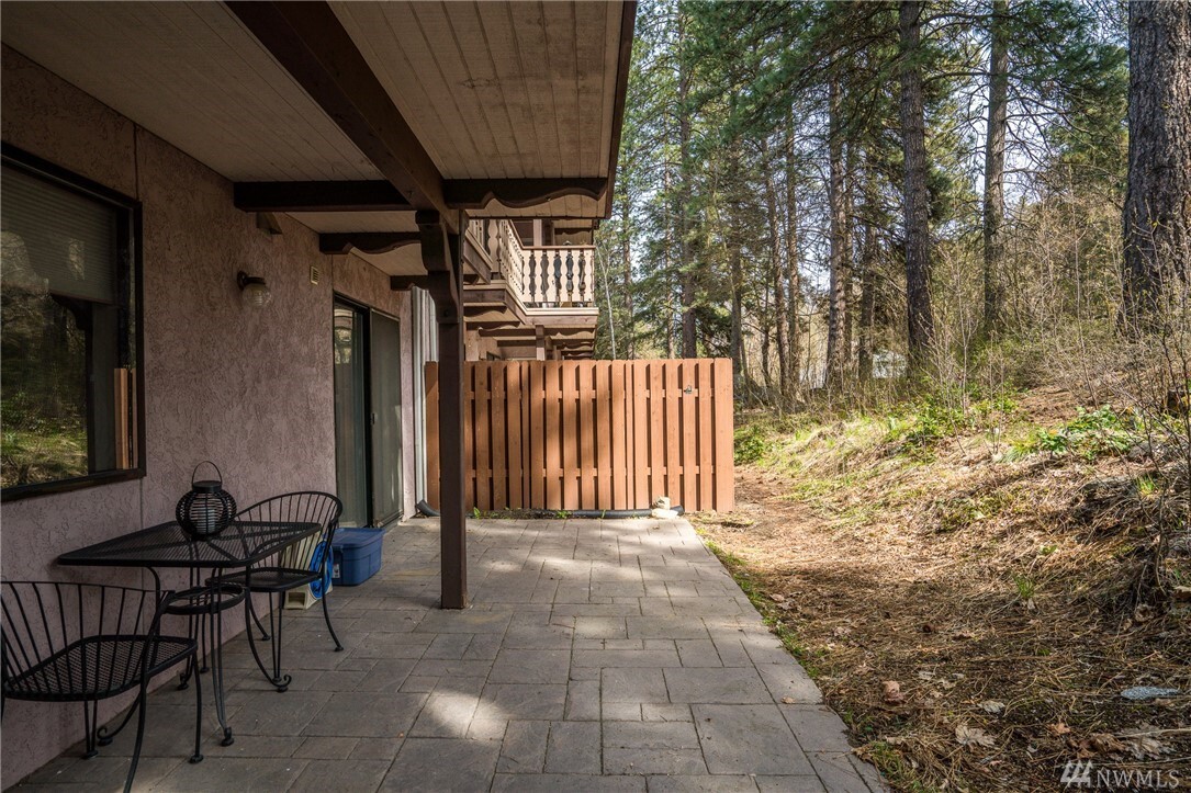 Property Photo:  325 Division St 109  WA 98826 