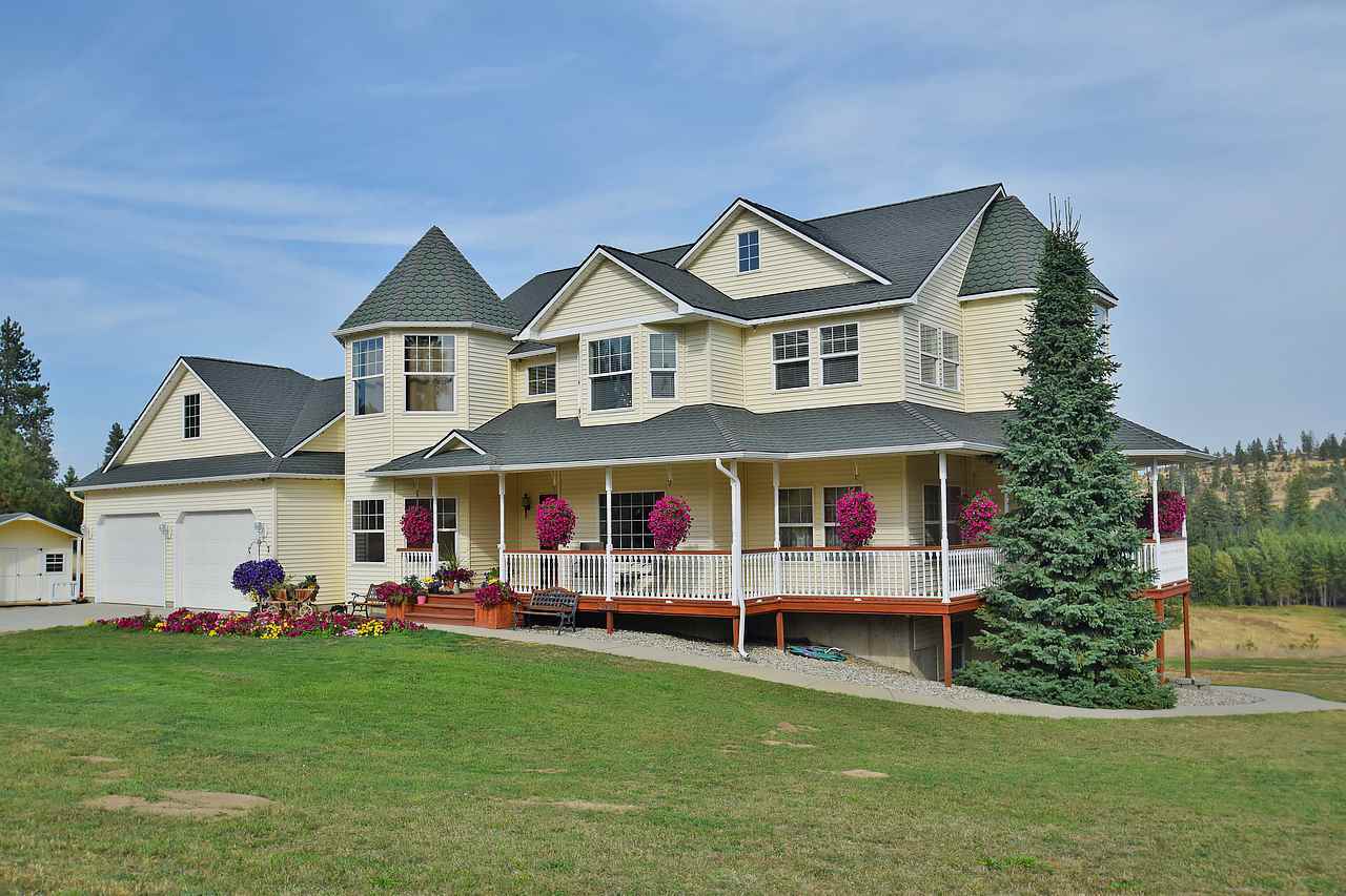Property Photo: 21902 N Monroe Rd WA 99208