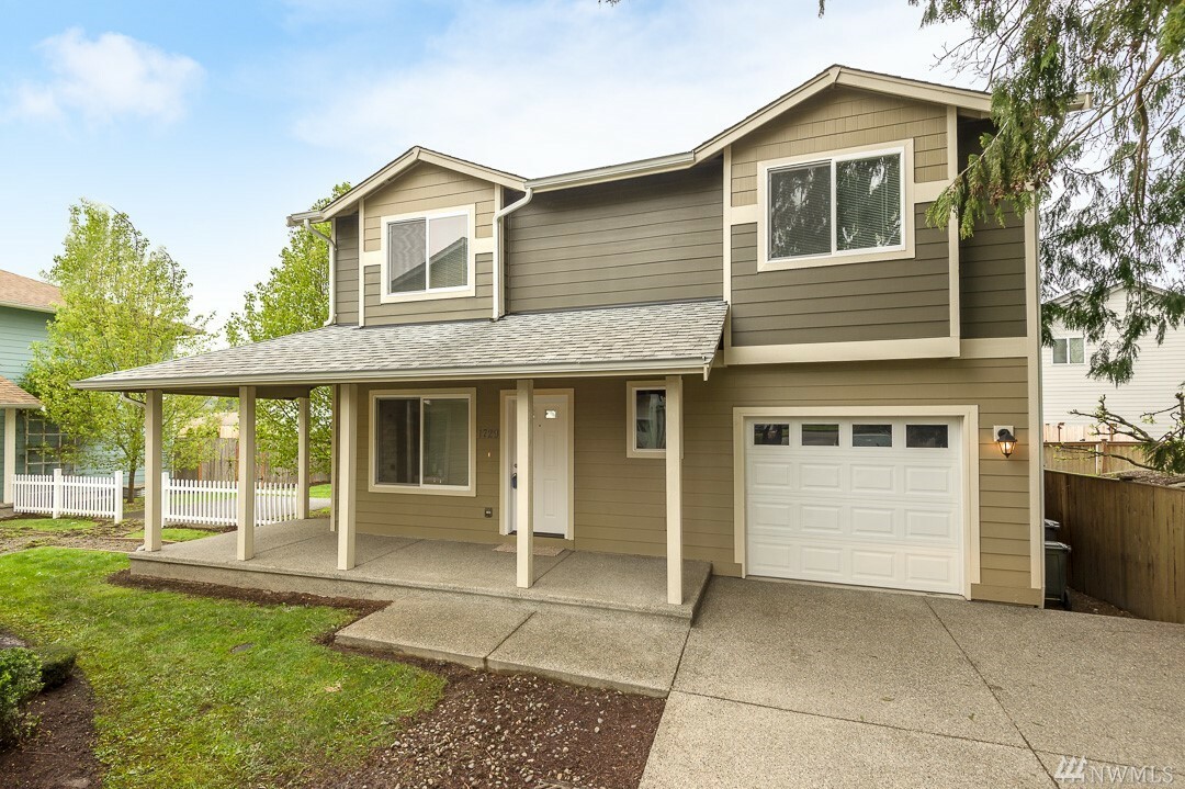 Property Photo:  1729 Langdon St  WA 98390 