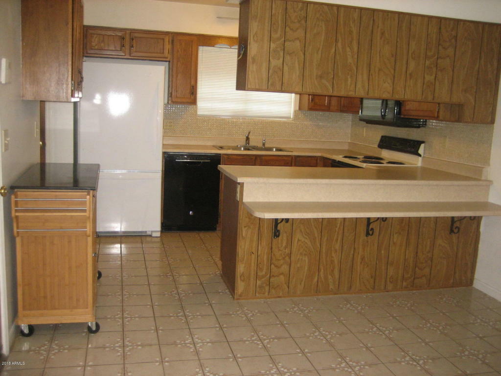 Property Photo:  126 N 62nd Street  AZ 85205 