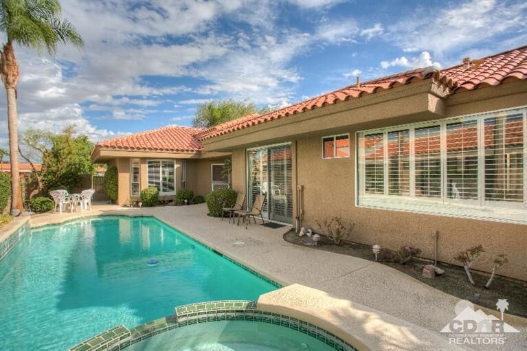 Property Photo:  34 Hilton Head Drive  CA 92270 