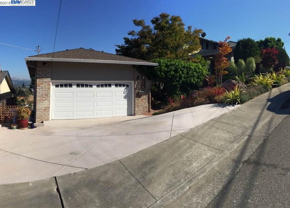 Property Photo:  16622 Kildare Rd  CA 94546 