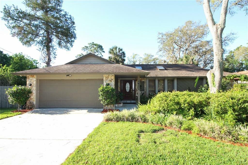 Property Photo:  2421 Palmetto Drive  FL 32779 