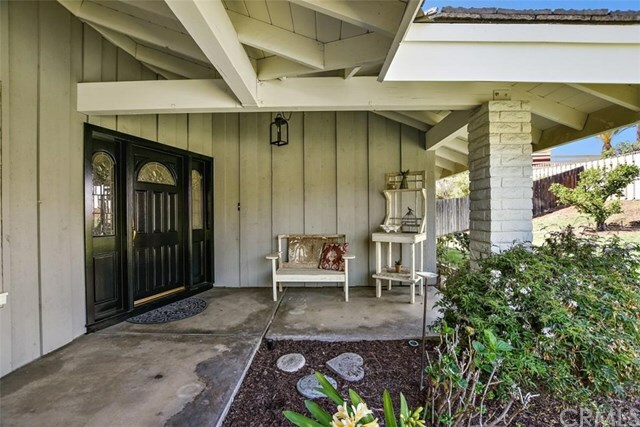 Property Photo:  18891 Via Encanto  CA 92886 