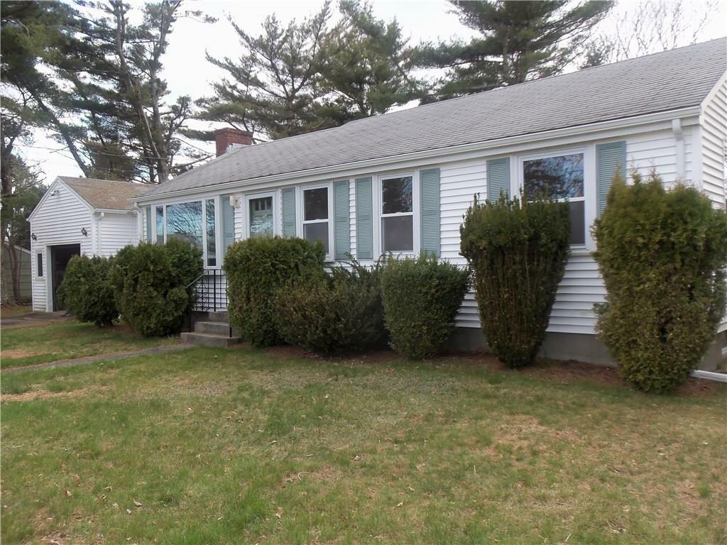 Property Photo:  16 Bancroft Dr  RI 02871 