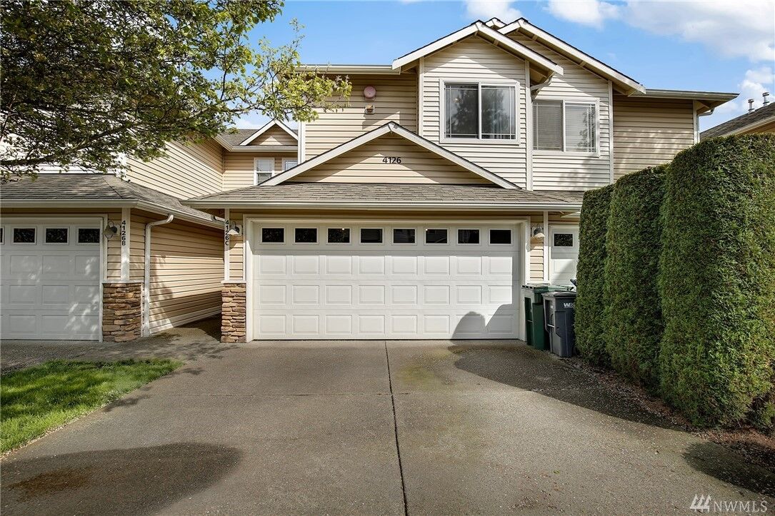 Property Photo: 4126 214th St SW C WA 98043
