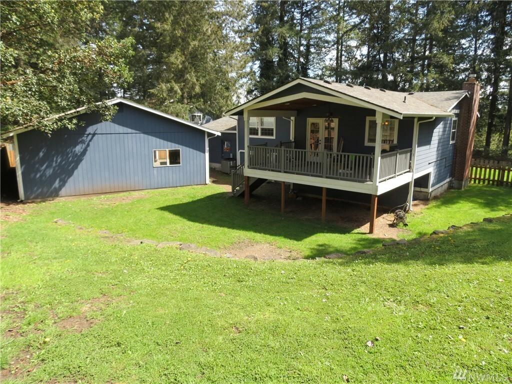 Property Photo:  11309 Farwest Dr SW  WA 98498 