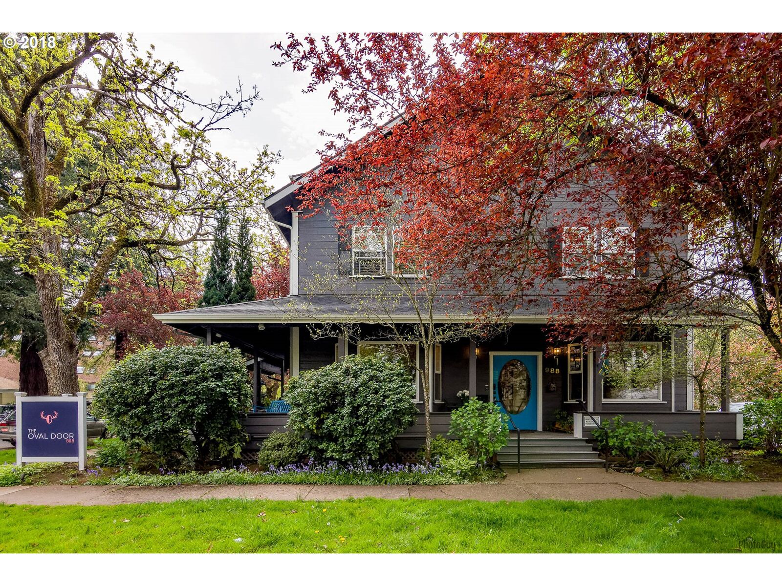 Property Photo:  988 Lawrence St  OR 97401 