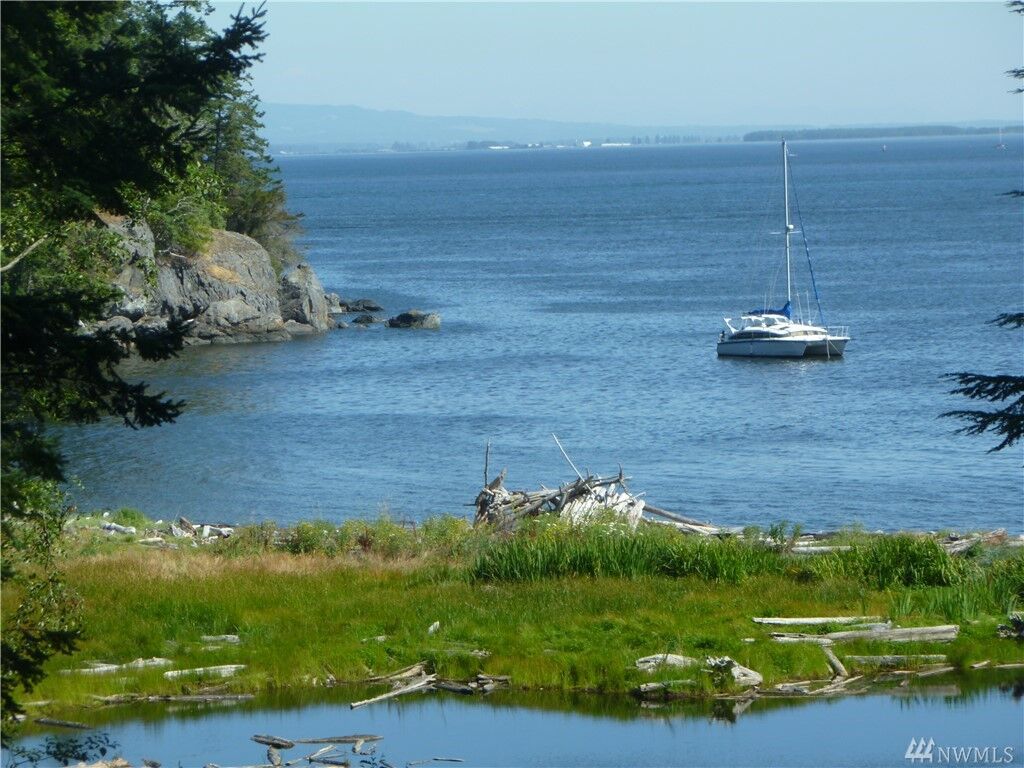 Property Photo: 7370 Channel View Dr WA 98221