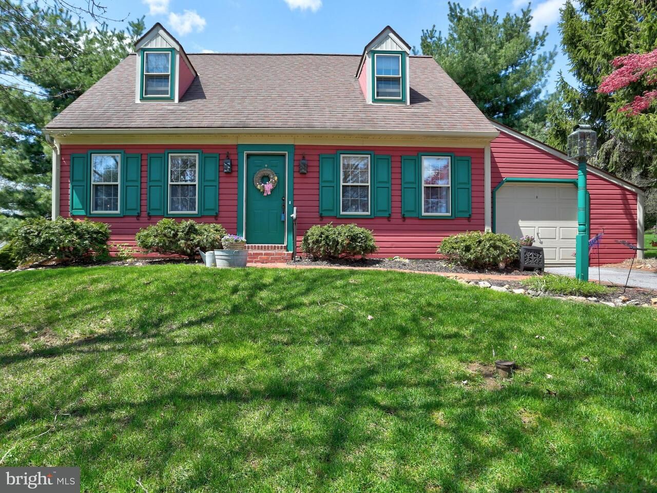 Property Photo:  2284 Nicholson Square Drive  PA 17601 