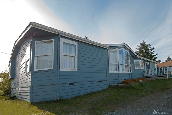 822 SW 136th St St  Burien WA 98166 photo