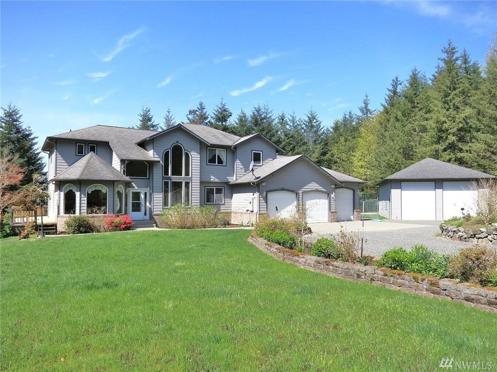 Property Photo: 17616 72nd Street NE WA 98290