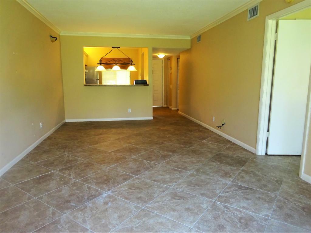 Property Photo: 21954 Tidewater Terrace 103 FL 33433