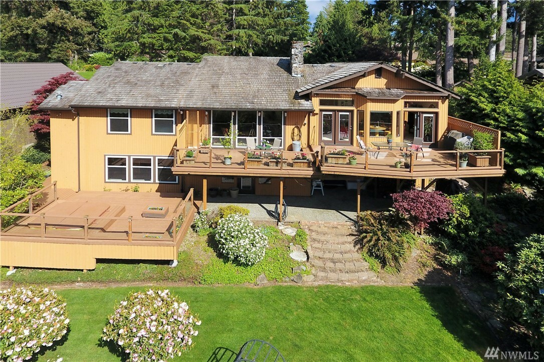 Property Photo:  30165 25th Ave SW  WA 98023 