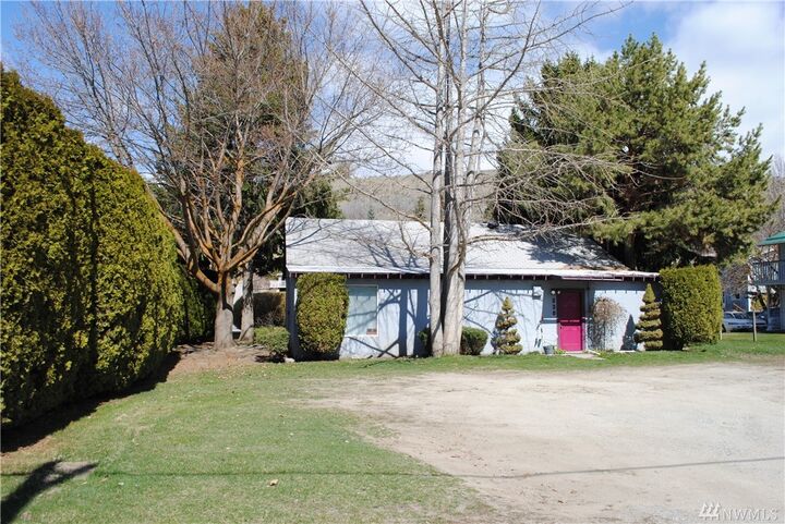 Property Photo:  230 W Gibson Ave  WA 98816 