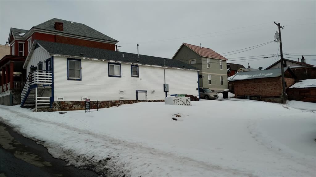 Property Photo: 610 W Park Street MT 59701
