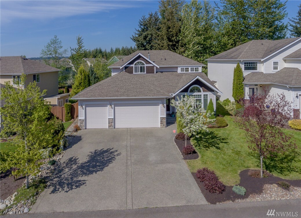 Property Photo:  20523 193rd Av Ct E  WA 98360 