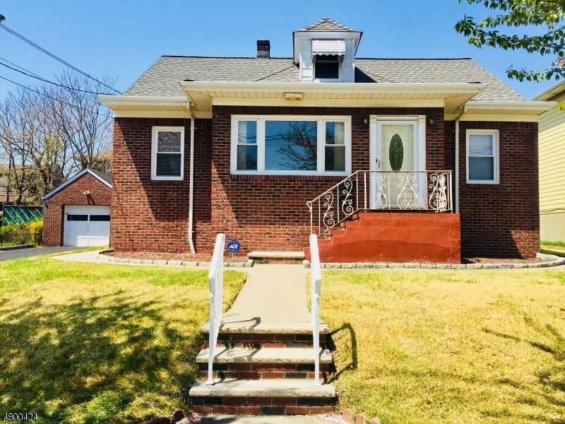 Property Photo:  51 Westervelt Pl  NJ 07644 