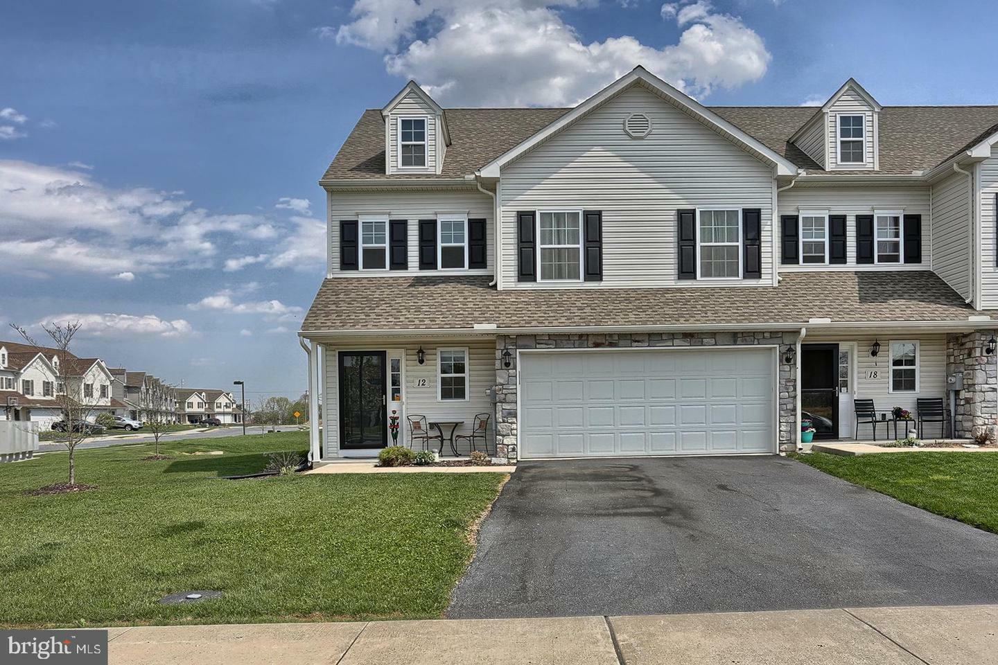 Property Photo: 12 Cortland Crossing PA 17078