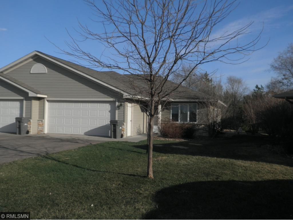 Property Photo:  1225 Balsam Court  WI 54017 