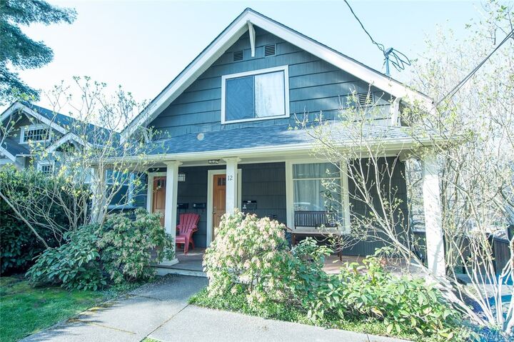 Property Photo: 12 Etruria St WA 98109