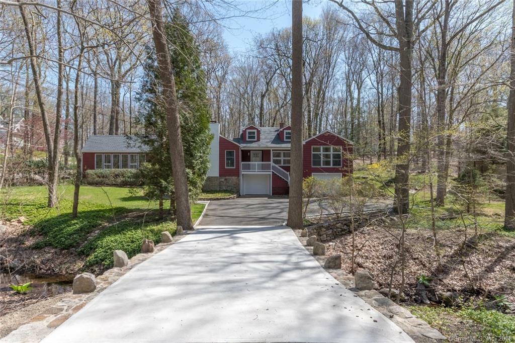 Property Photo:  211 New Canaan Road  CT 06897 