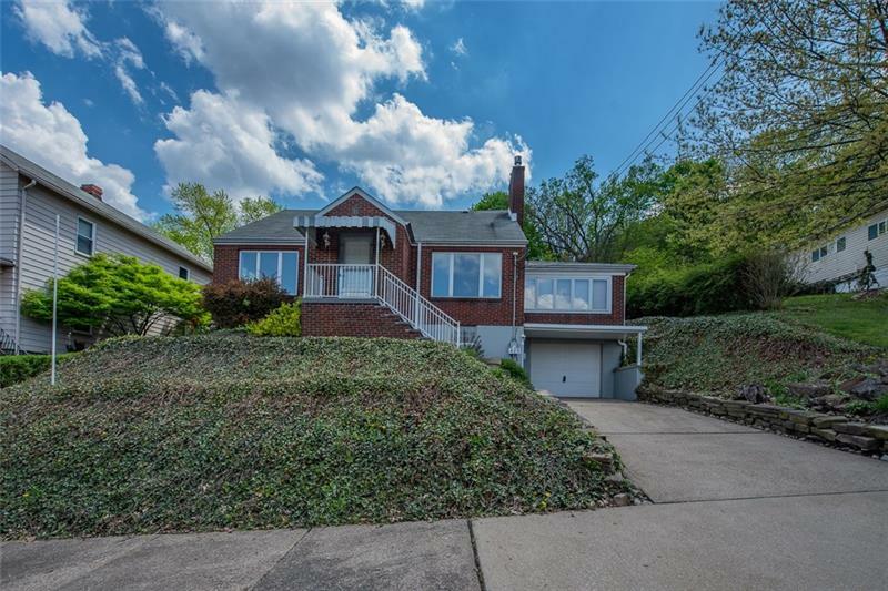 Property Photo: 420 Homewood Drive PA 15085