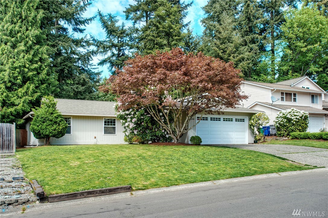 Property Photo:  12808 NE 106th Place  WA 98033 