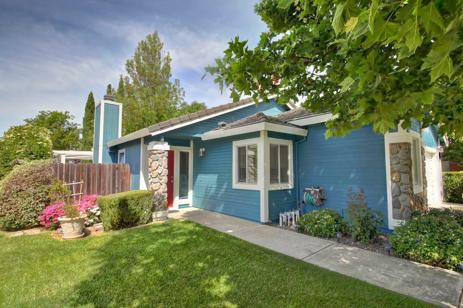 Property Photo:  9189 Laguna Center Circle  CA 95758 