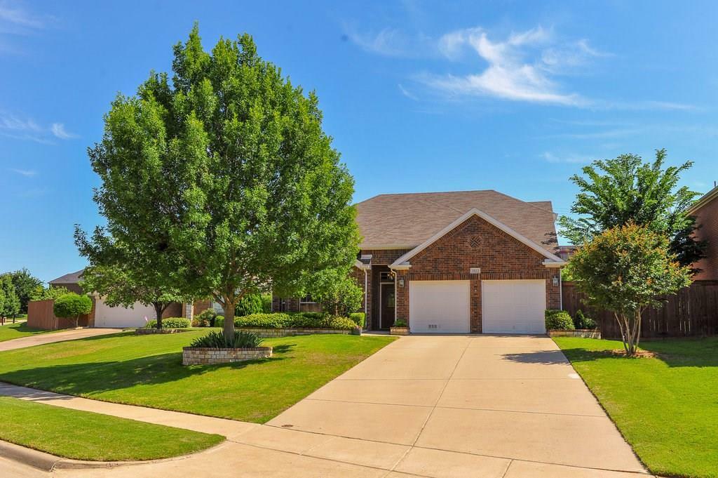 Property Photo:  1823 Hidden Brook Drive  TX 75050 