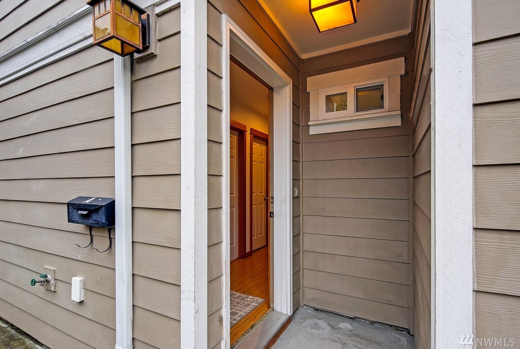 Property Photo: 6346 34th Ave SW A WA 98126