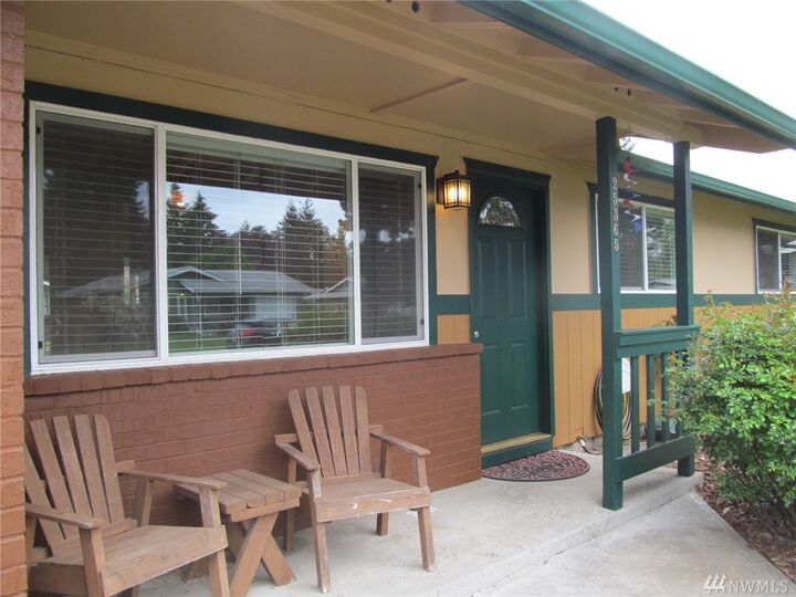 Property Photo:  25365 169th Ave SE  WA 98042 