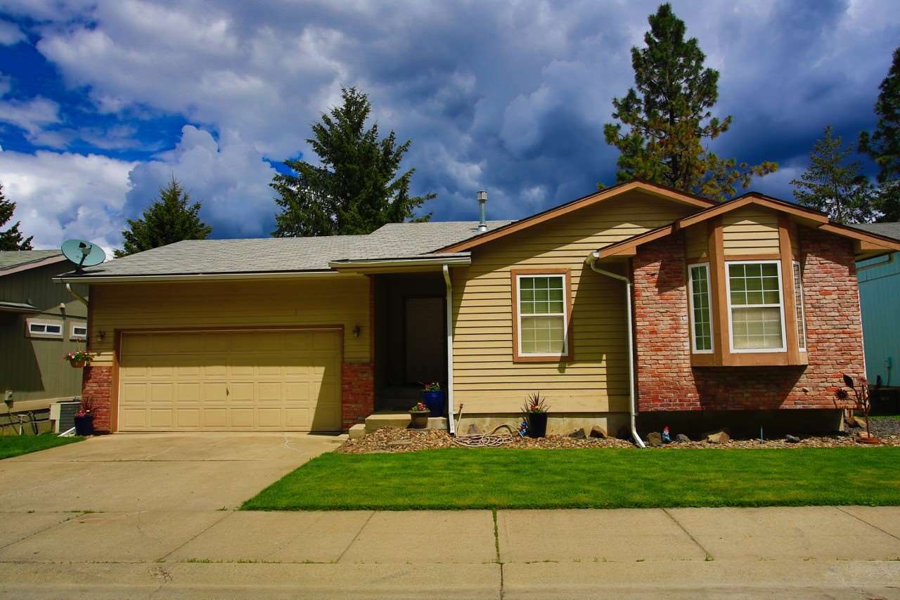 Property Photo: 4729 S Keyes Ct WA 99224