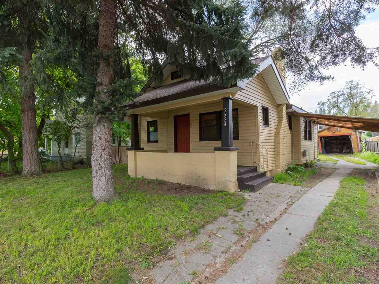 Property Photo: 2524 E 6th Ave WA 99202-4106
