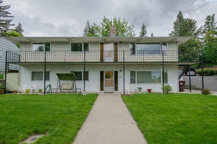 500-502 NW Sunset Drive  Pullman WA 99163 photo