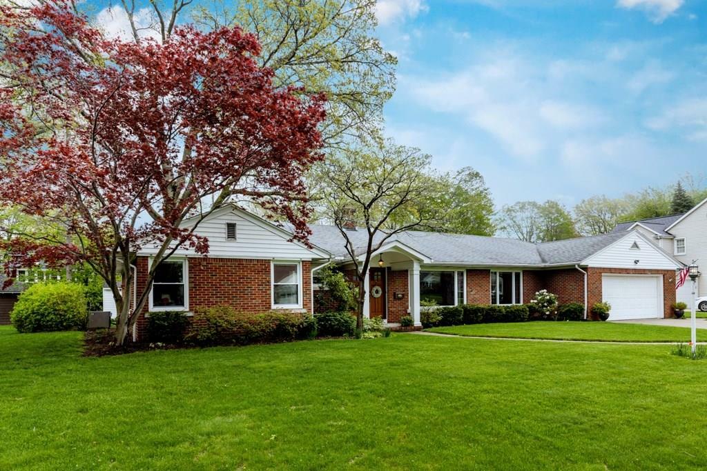 Property Photo:  227 Mohawk Drive  PA 16505 