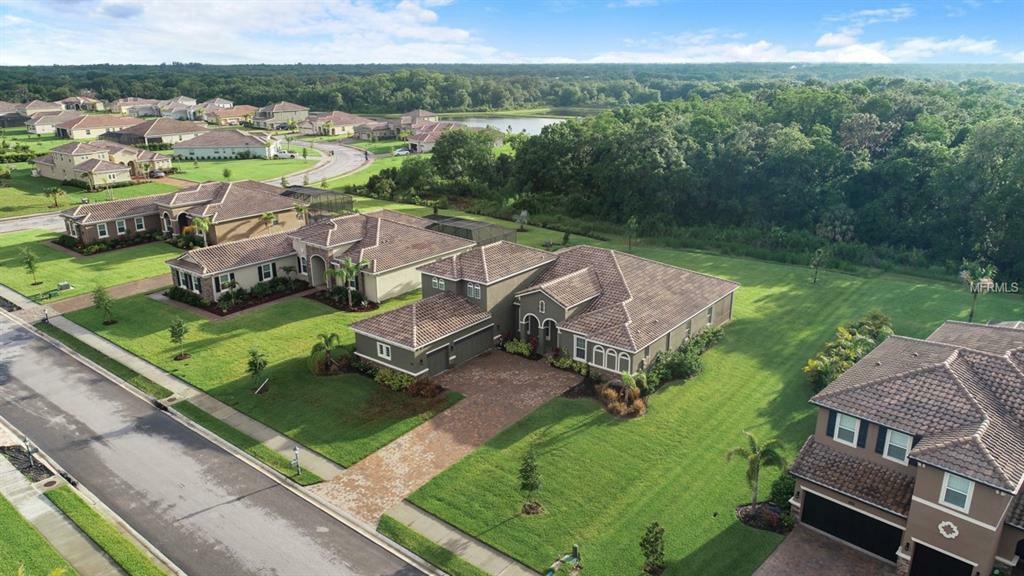 Property Photo: 302 166th Street E FL 34212