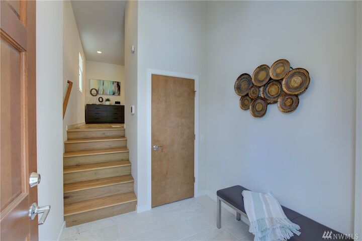 Property Photo: 5529 38th Ave NE WA 98105
