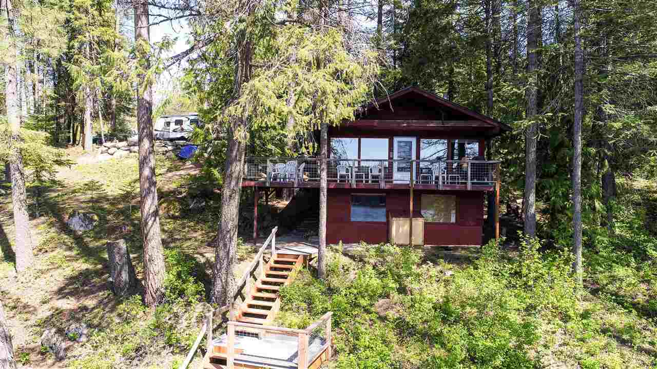 Property Photo: 5131 Hwy 211 WA 99156