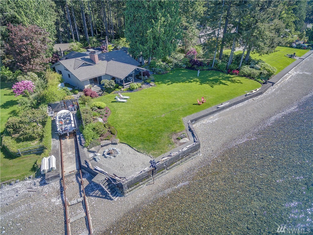 Property Photo:  10590 Seabeck Hwy NW  WA 98380 