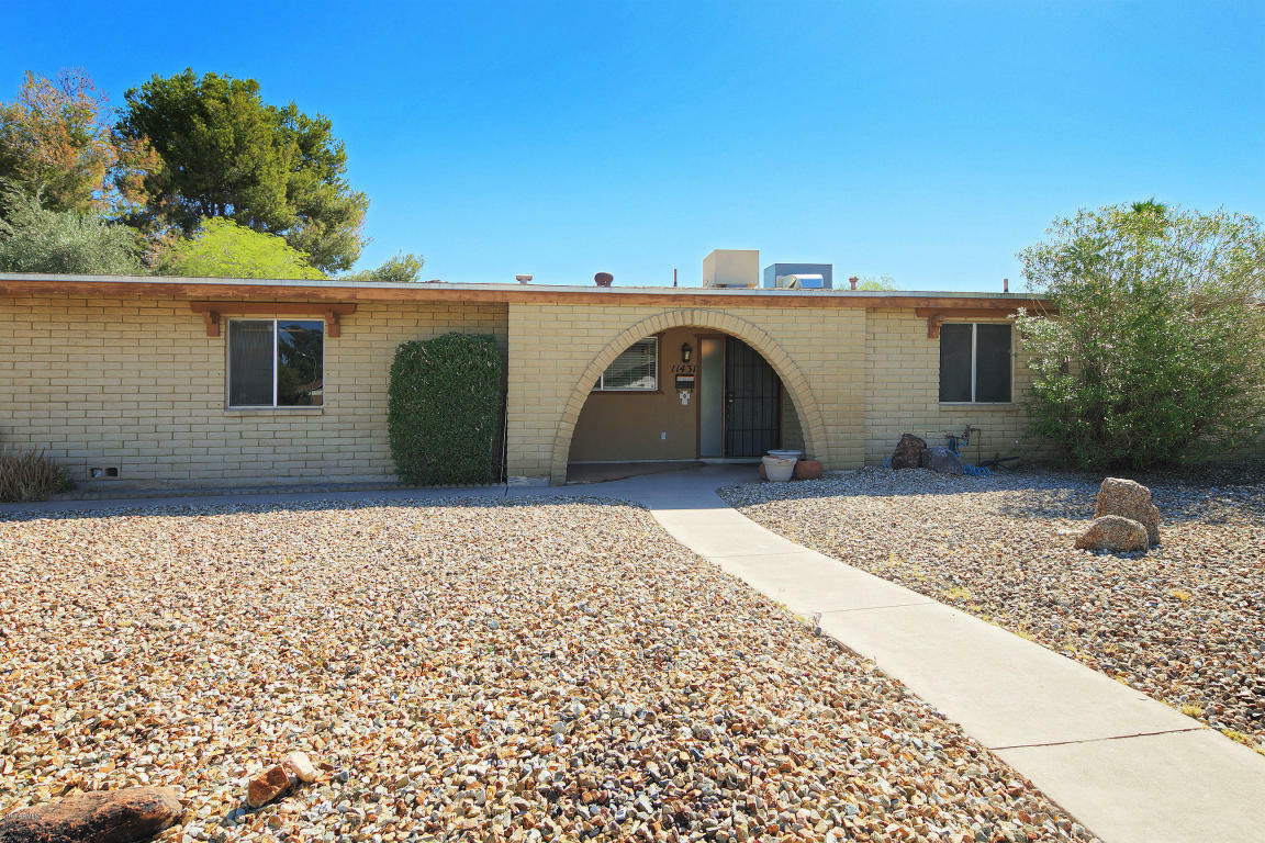 Property Photo:  11431 N 39th Place  AZ 85028 